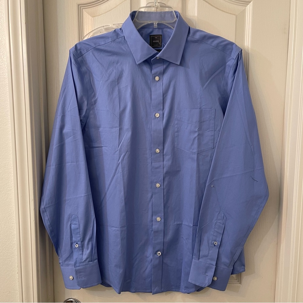 GAP No Iron L/S Shirt - Blue.  Mens:  Large.